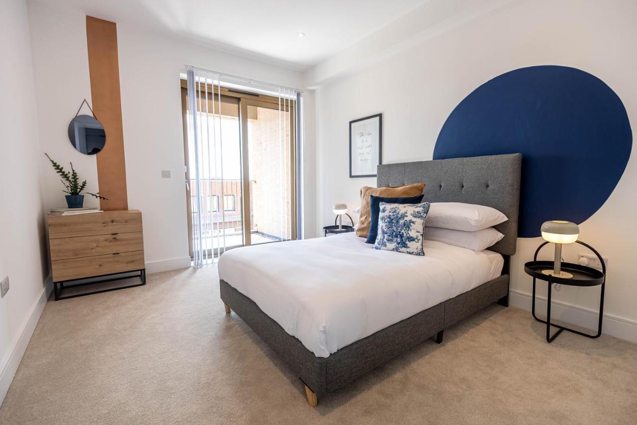 Modern Apartments With Balcony In Merton Near Wimbledon By Sojo Stay Mitcham Zewnętrze zdjęcie