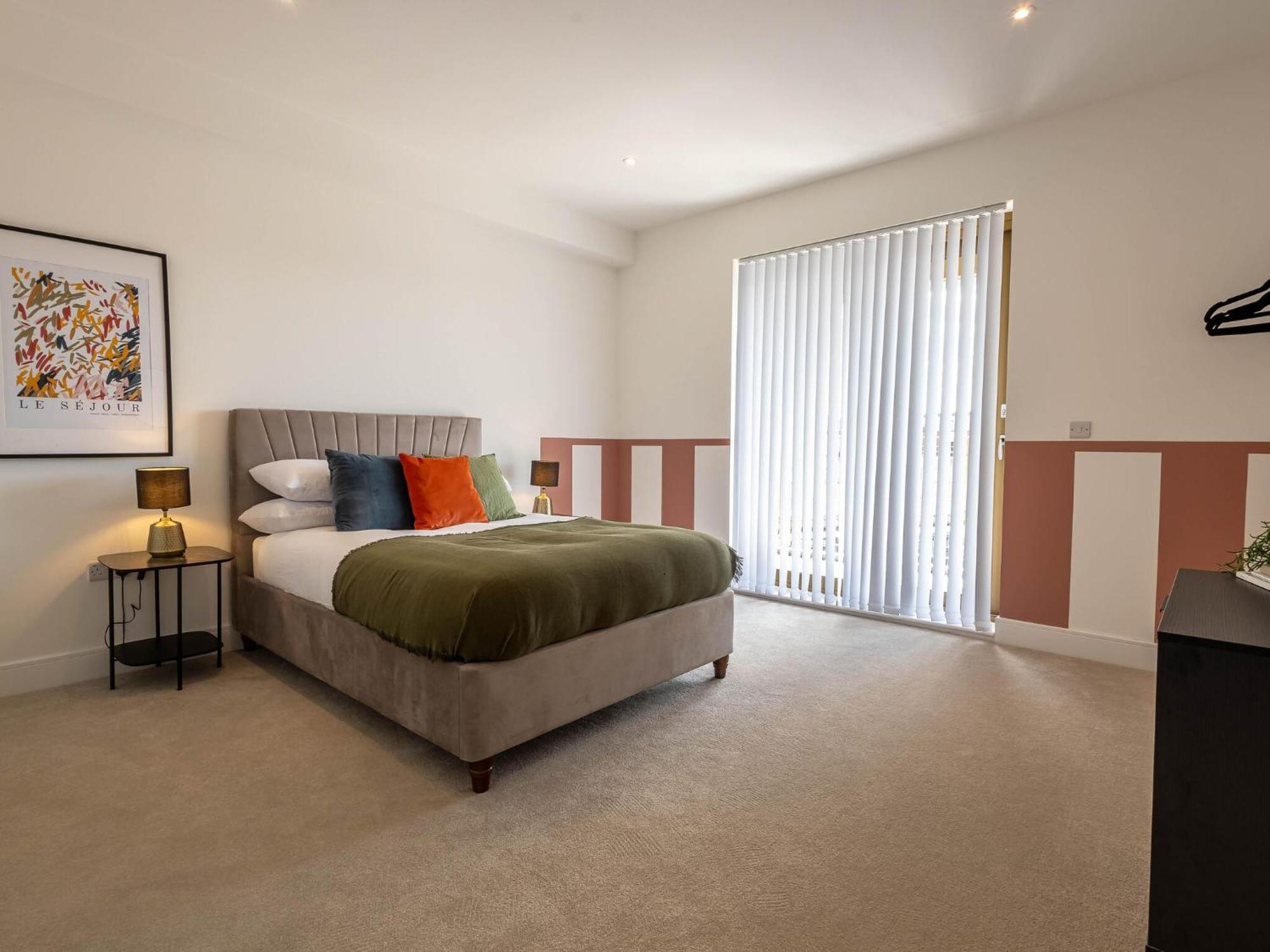 Modern Apartments With Balcony In Merton Near Wimbledon By Sojo Stay Mitcham Zewnętrze zdjęcie