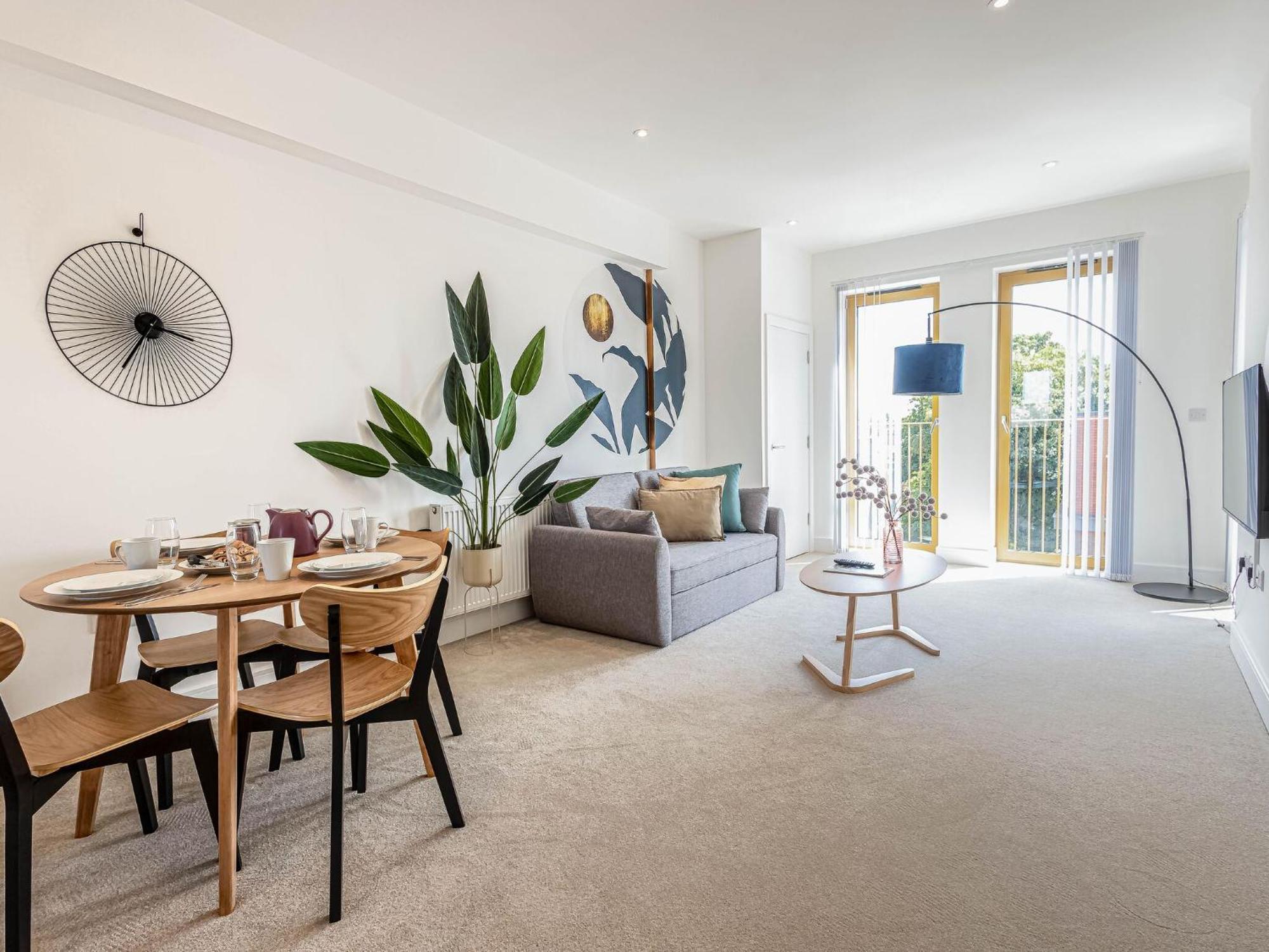 Modern Apartments With Balcony In Merton Near Wimbledon By Sojo Stay Mitcham Zewnętrze zdjęcie
