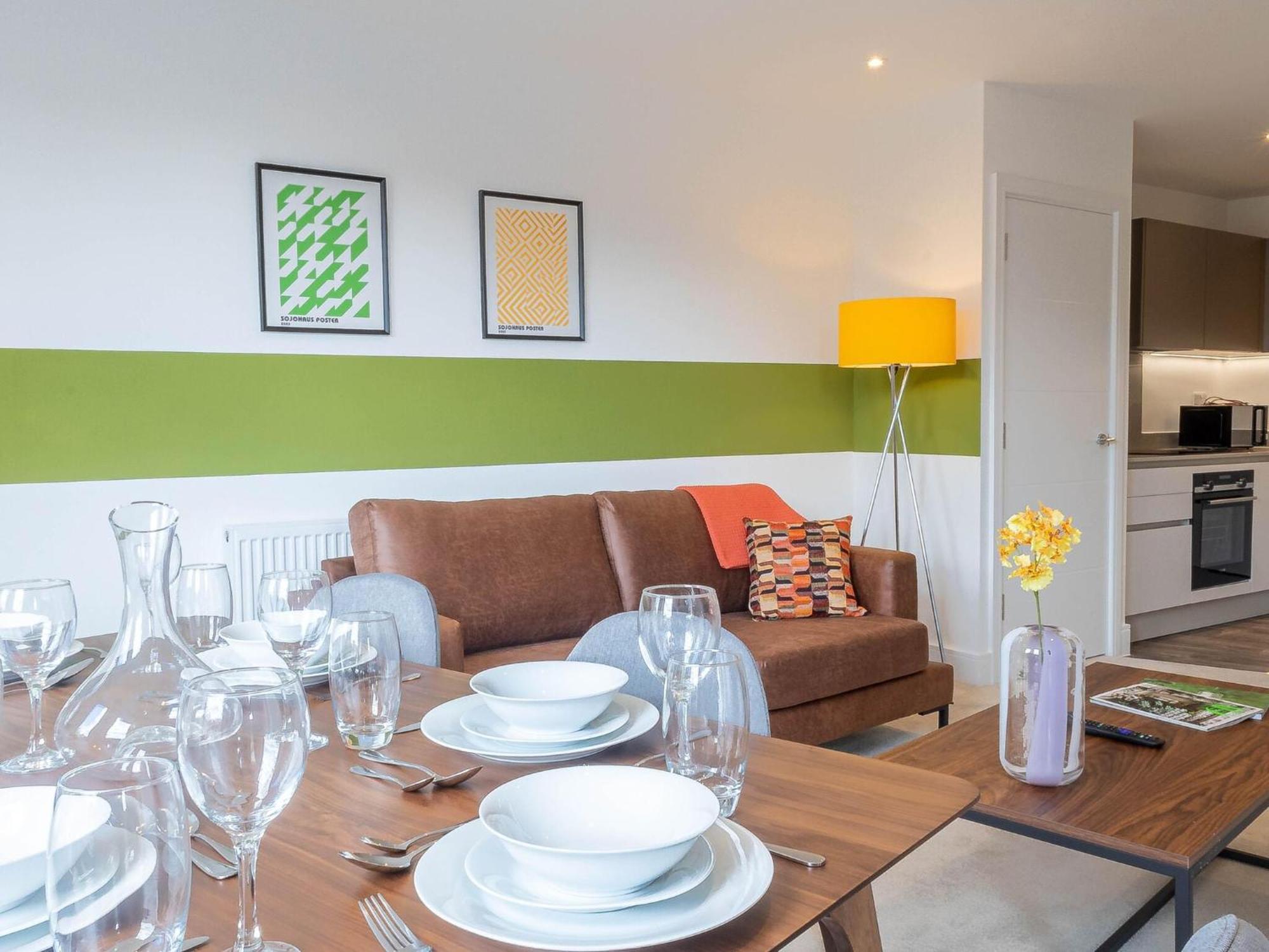 Modern Apartments With Balcony In Merton Near Wimbledon By Sojo Stay Mitcham Zewnętrze zdjęcie