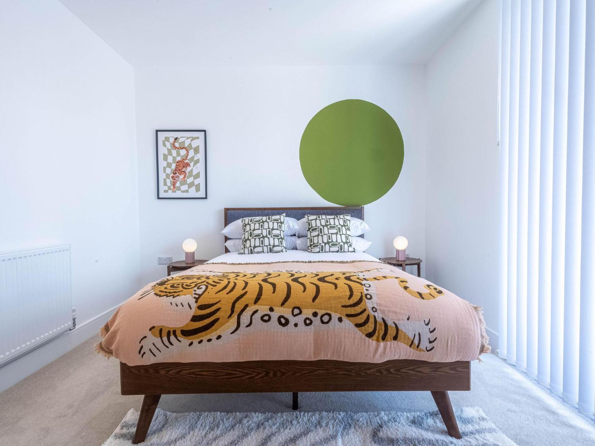 Modern Apartments With Balcony In Merton Near Wimbledon By Sojo Stay Mitcham Zewnętrze zdjęcie